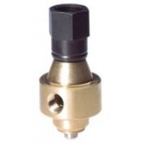 Вращающийся фитинг URF400 для мойки, вход 1/2, выход 1/4г-г 390 бар 80 л/мин