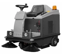Подметальная машина Comet Sweeper SWL R 1000 ST(с японским двигателем Honda)
